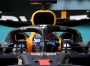 开云体育在线-威廉姆斯碾压雷诺车队，维斯塔潘点燃赛场的简单介绍