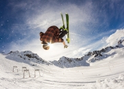 开云体育APP下载-福登一锤定音，勒沃库森巅峰对决力克奥地利劲旅，书写欧战新章