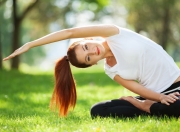 开云APP-当琴斯托霍瓦的雪遇见罗讷河的风，迪巴拉如何用防守艺术冻结里昂