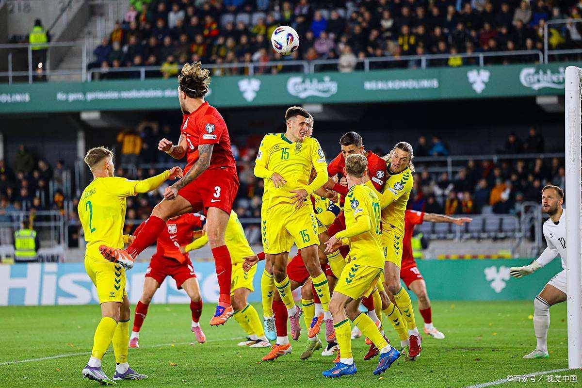 关于荷兰足球冠军联赛季后赛势如破竹的信息