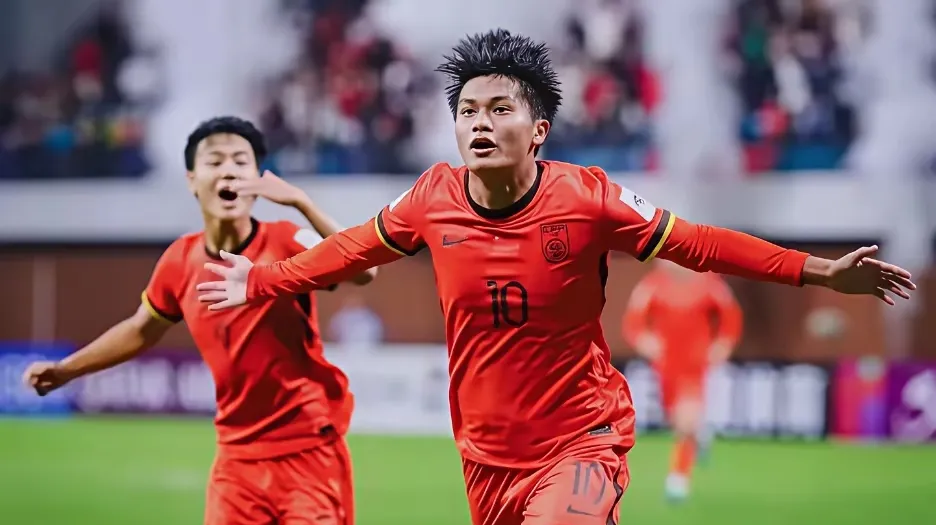 广州恒大战平浦项的比赛成为焦点