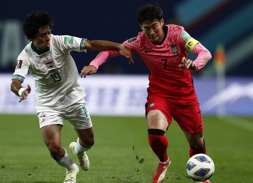 曼谷男团表现抢眼，赢得球迷欢呼的简单介绍