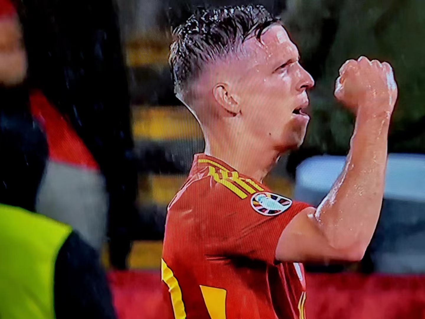 西班牙队主场力擒对手，晋级实力验证的简单介绍