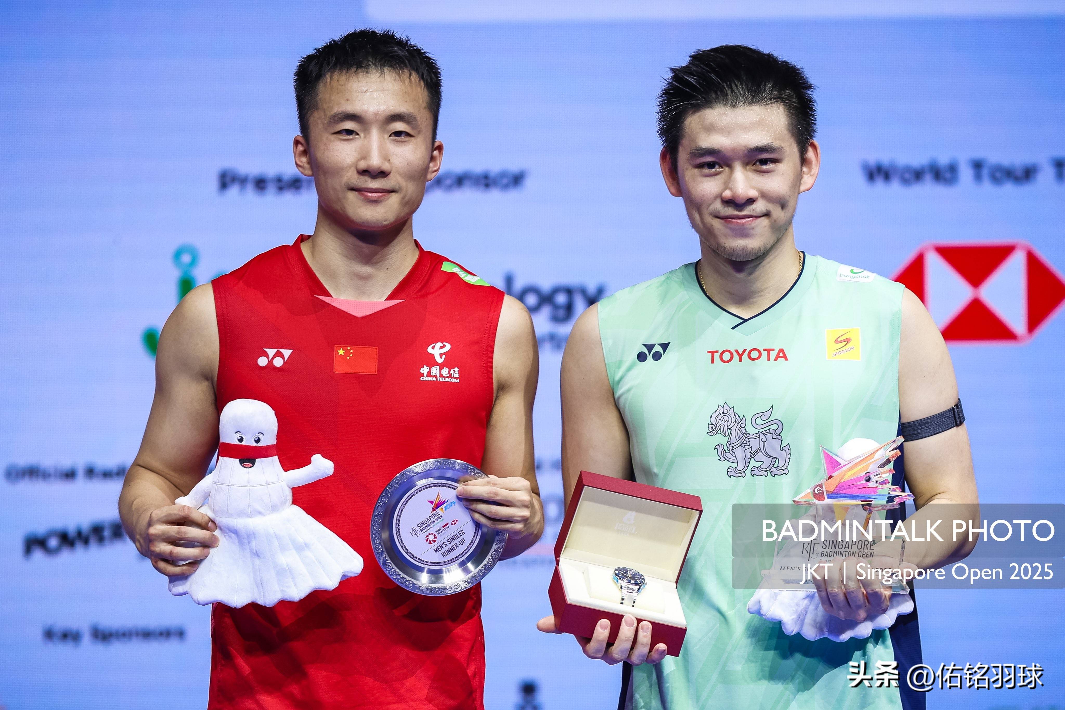 包含中国羽毛球队横扫泰国羽毛球队，戴资颖关键制胜的词条