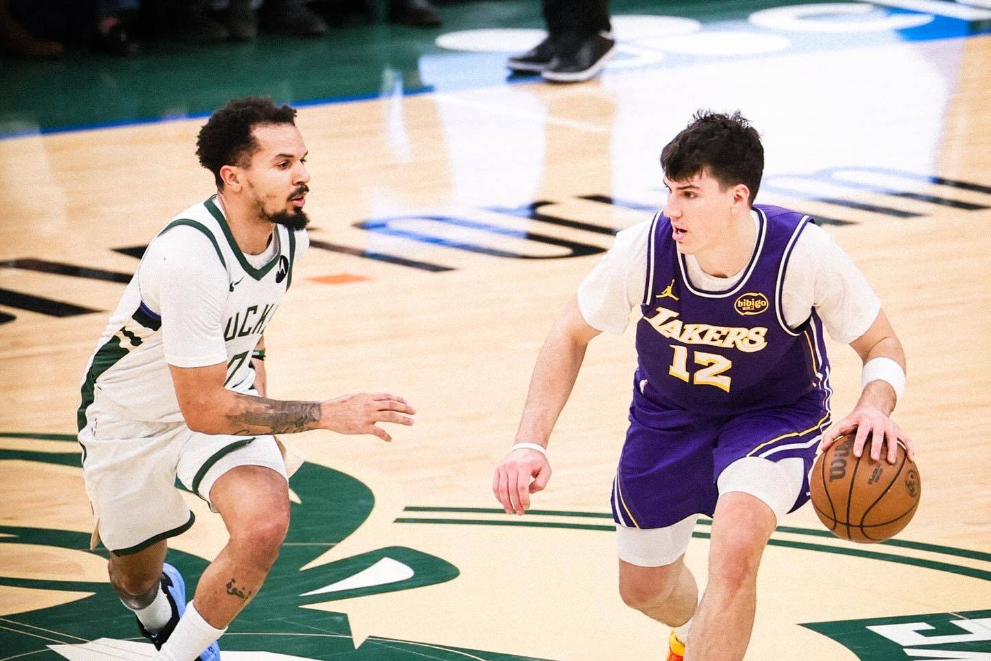 包含湖人翻盘黄蜂，字母哥关键制胜的词条