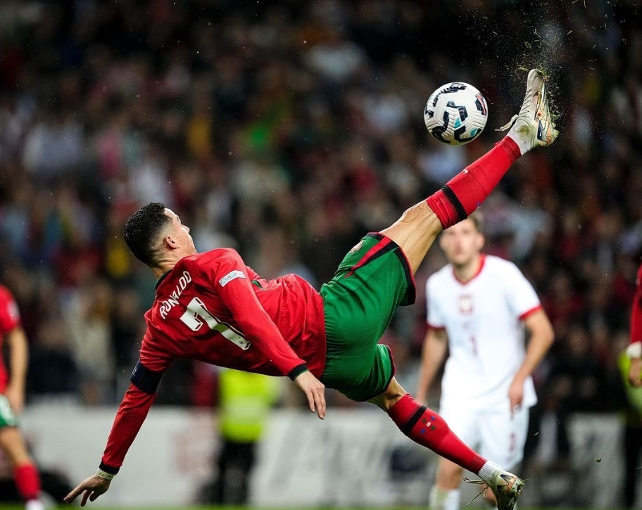 俄罗斯逆转胜利，一举登上积分榜前列