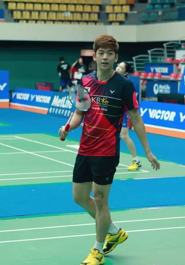 日本队力克韩国队，安赛龙高光表现的简单介绍