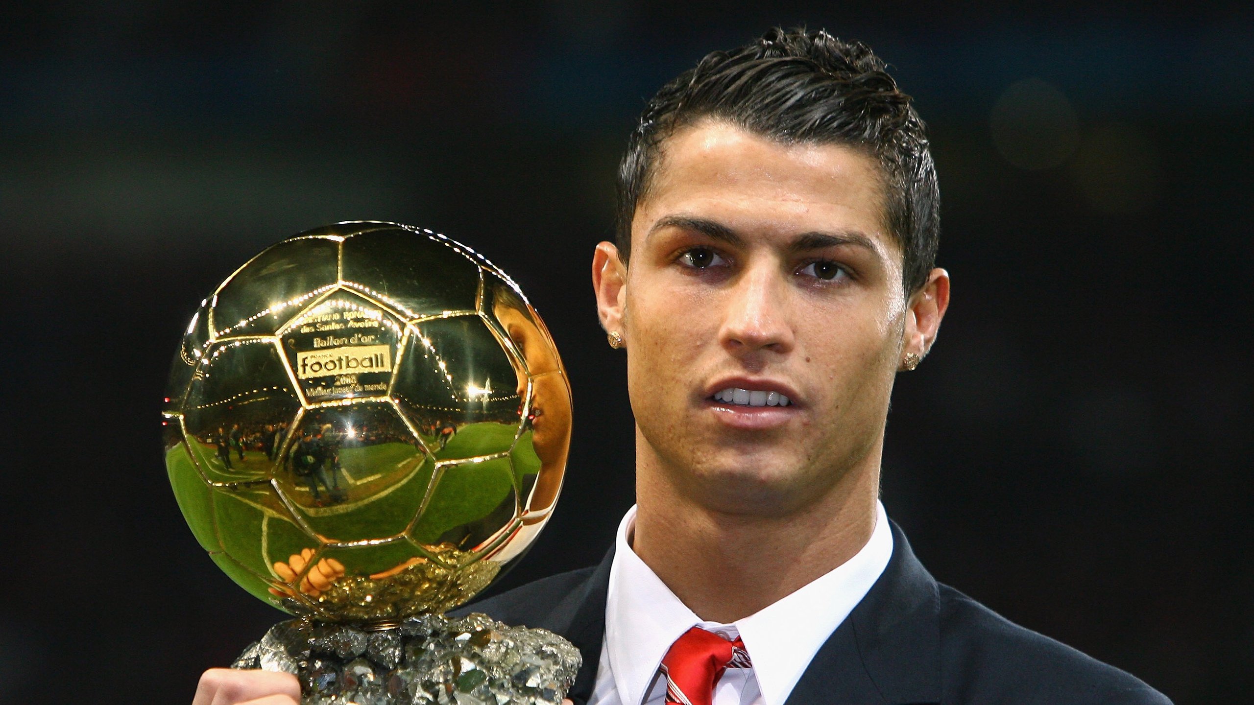 红蓝鏖战，拉什福德惊艳四座，曼联力克切尔西